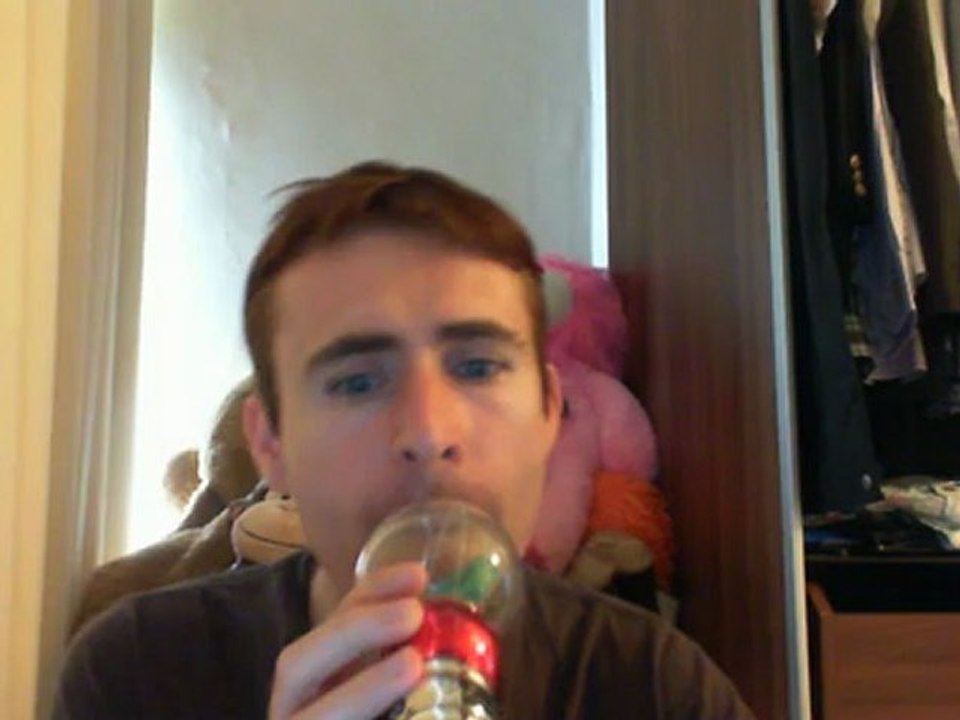 Wiwi égratigne "parachute" de Cheryl Cole