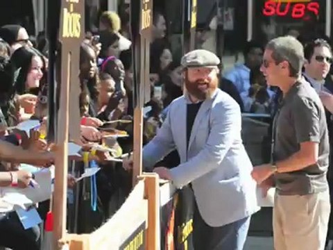 Learn the Details From Zach Galifianakis' Wedding