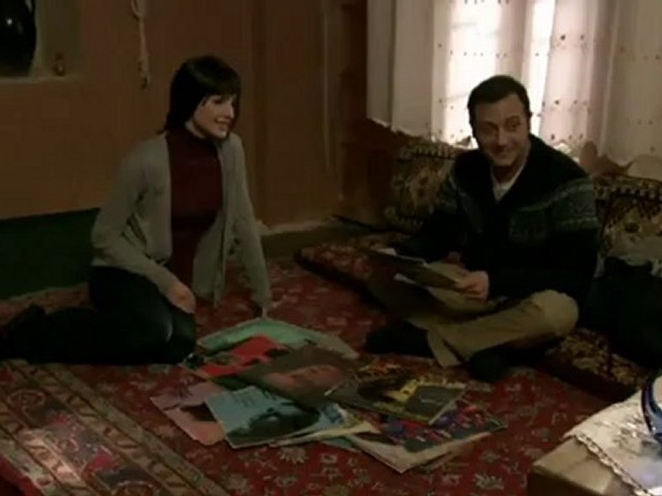 Yigit Ozsener  Selim-Leyla