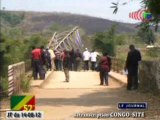 Un pont provisoire sur la rivière Niari (axe Bouansa-Mouyondzi) dans la Bouenza