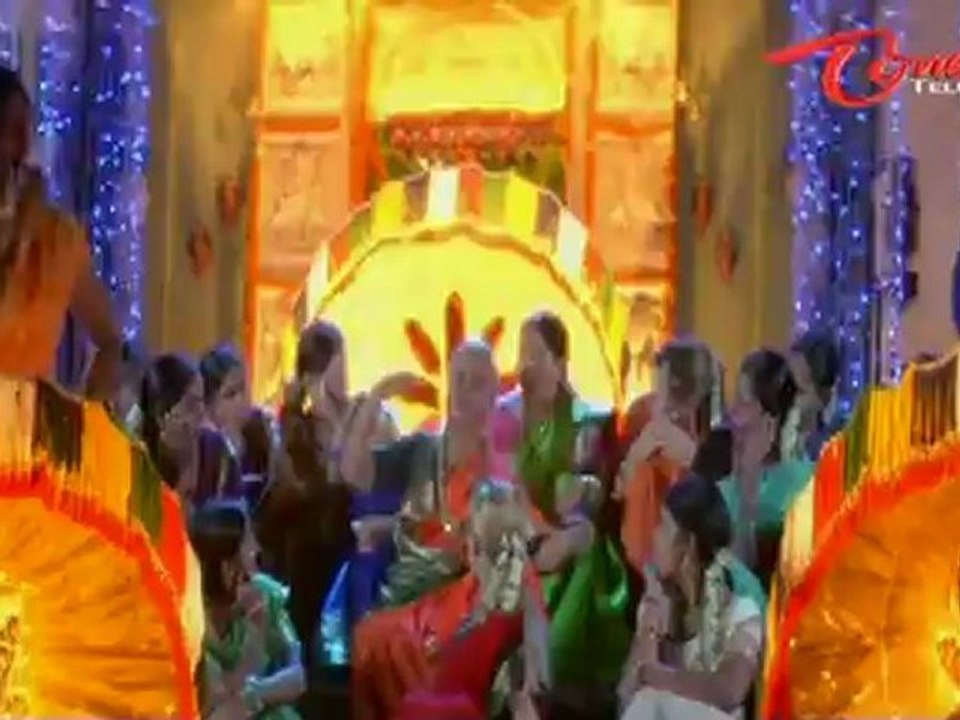 Chandamama Songs - Regumullole - Kajal Agarwal - Sindhu Menon - Navdeep - Siva Balaji