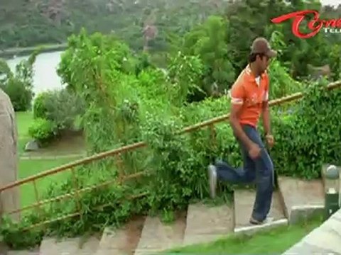 Chandamama Songs - Nalo Oohalaki - Kajal Agarwal - Sindhu Menon - Navdeep - Siva Balaji