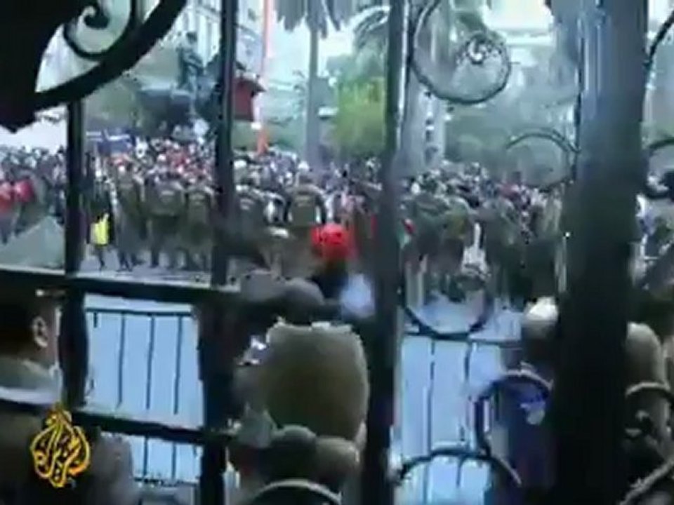 Chile student protesters face new threat