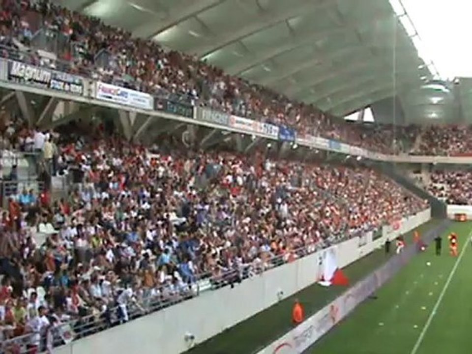 Et la mascotte..et la mascotte... et la mascotte....