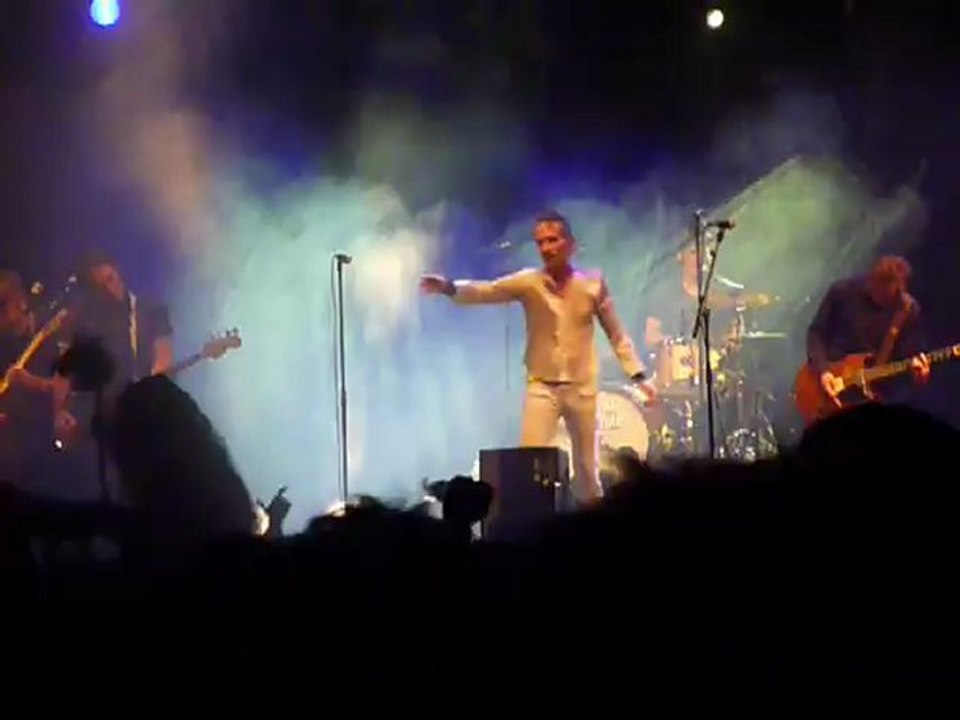 Didier Wampas, "Je deviendrais vieux", festival Musicalarue à Luxey, le 12 août 2012