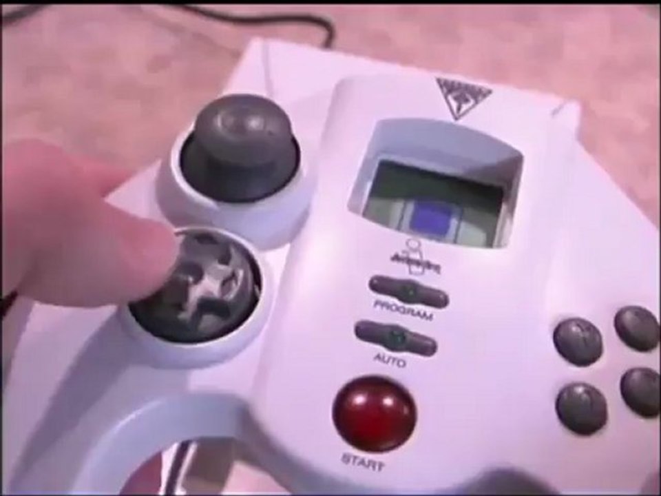 Classic Game Room - SEGA DREAMCAST QUANTUM FIGHTERPAD controller review