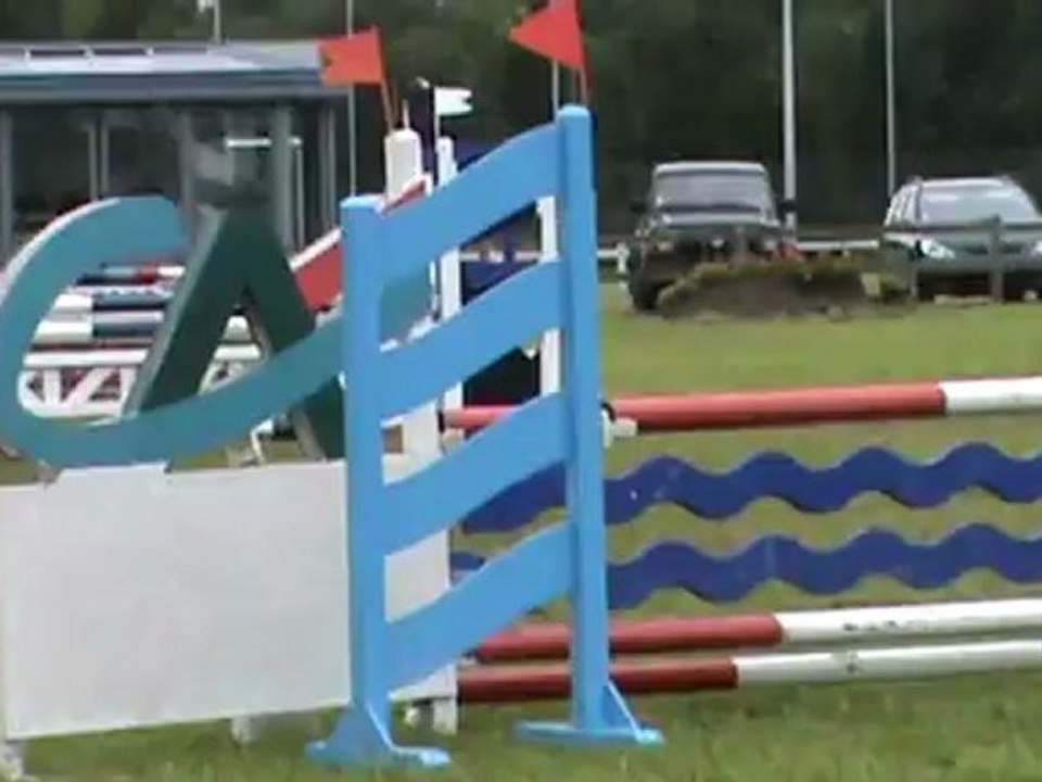 ultra poney D 4 ans muneville