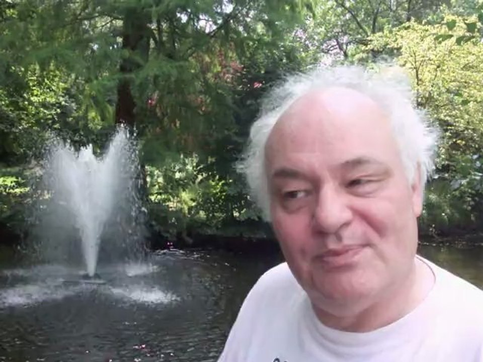 Goudouli et sa femme fontaine Ecossaise