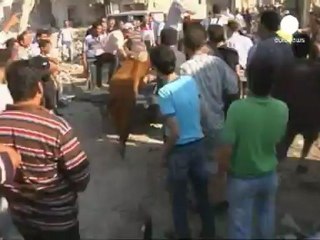 Siria: bombardamento aereo ad Azaz, è strage