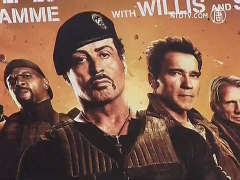Stallone, Schwarzenegger, Van Damme, Lundgren, Stratham and Willis Blockbuster, The Expendables