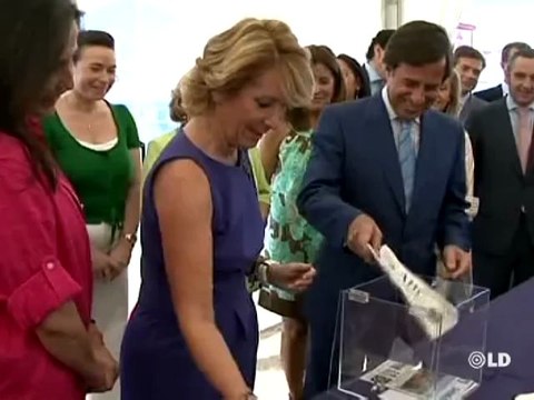 Aguirre: pido de rodillas a Bárcenas que publique lo que tenga