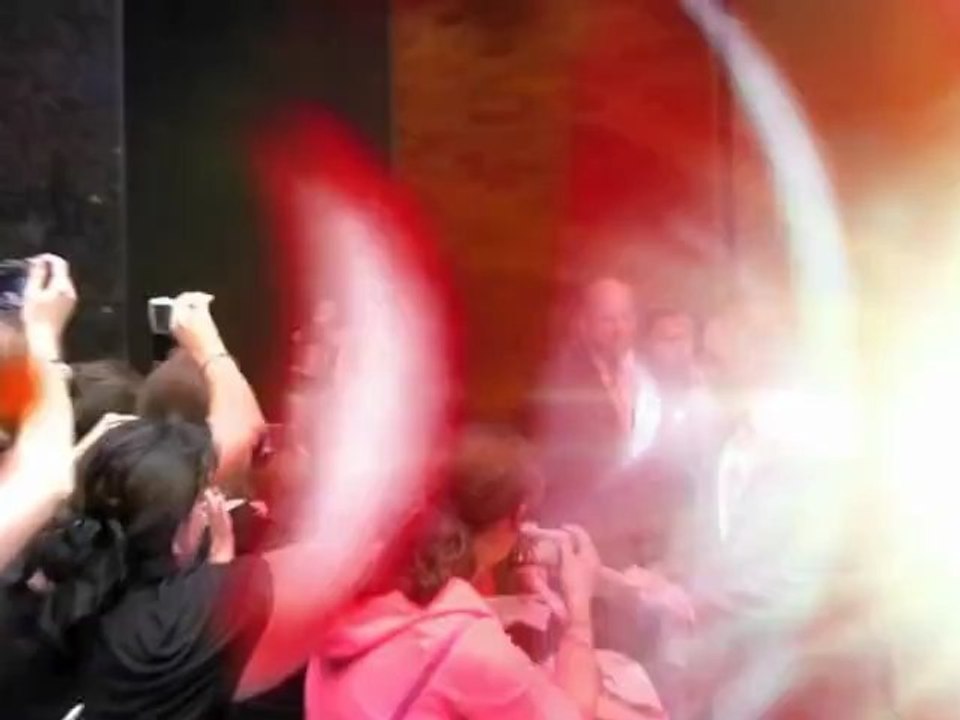 Robert Pattinson schweigt