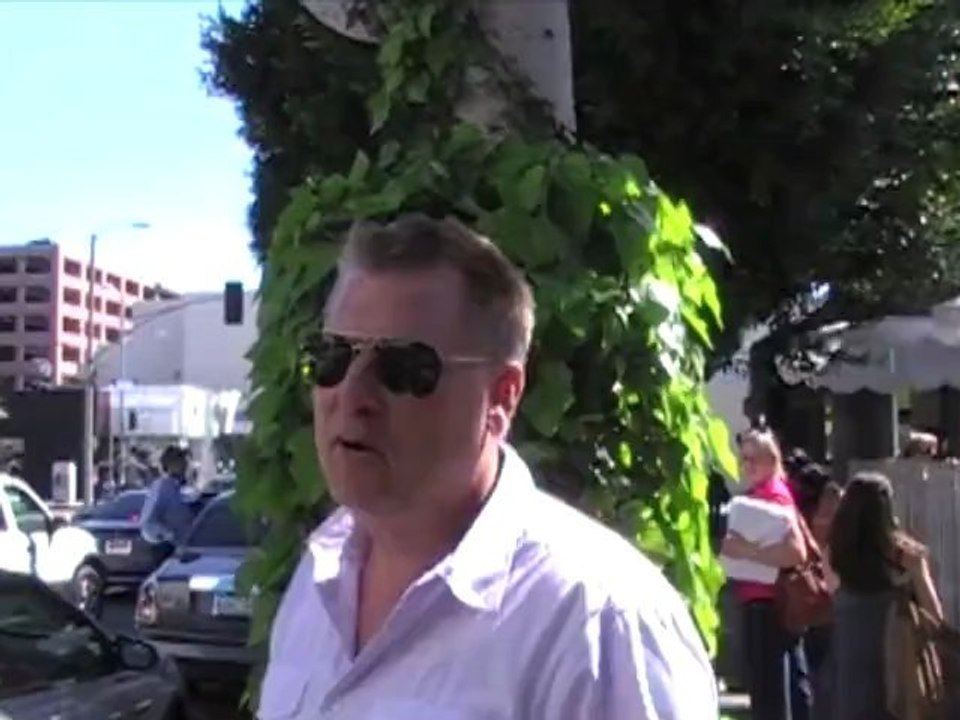 Joe Simpson hat Ärger.