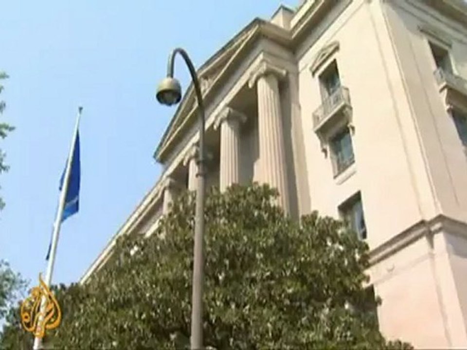 US senators question online narcotics market.