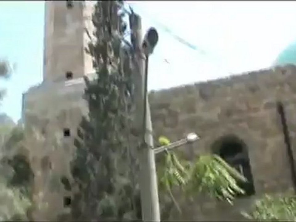 فري برس  حلب صلاح الدين  آثار القصف والدمار في الحي   16 8 2012 ج3