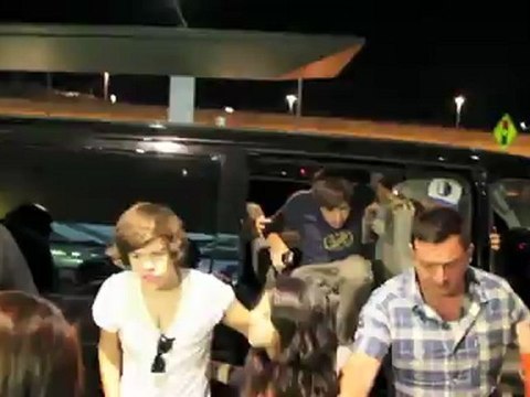 Celebrity Bytes: Harry Styles Likes It When Girls Play Hard To Get