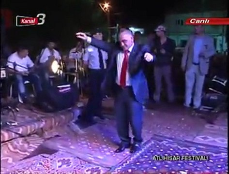 Ankaralı Ayşe Dincer - Hayatı Tesbih Yapmışım Sallıyomuşum 2012