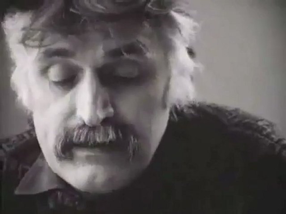 Reportage à Hara-Kiri Hebdo (1 2).flv