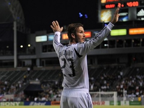 Beckham sait aussi marquer sur corner !