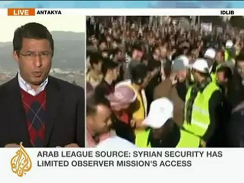 Arab League observers 'saw snipers' in Syria