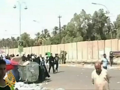 Car bombs target Shia pilgrims in Baghdad