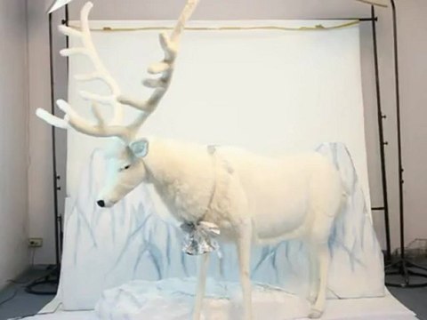 Automate peluche renne blanc 200cmH