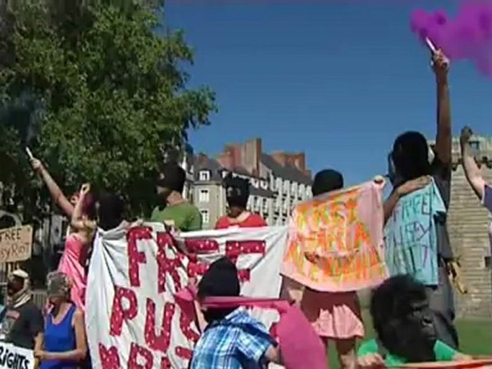 Nantes : rassemblement pour la Journée de soutien aux Pussy Riot
