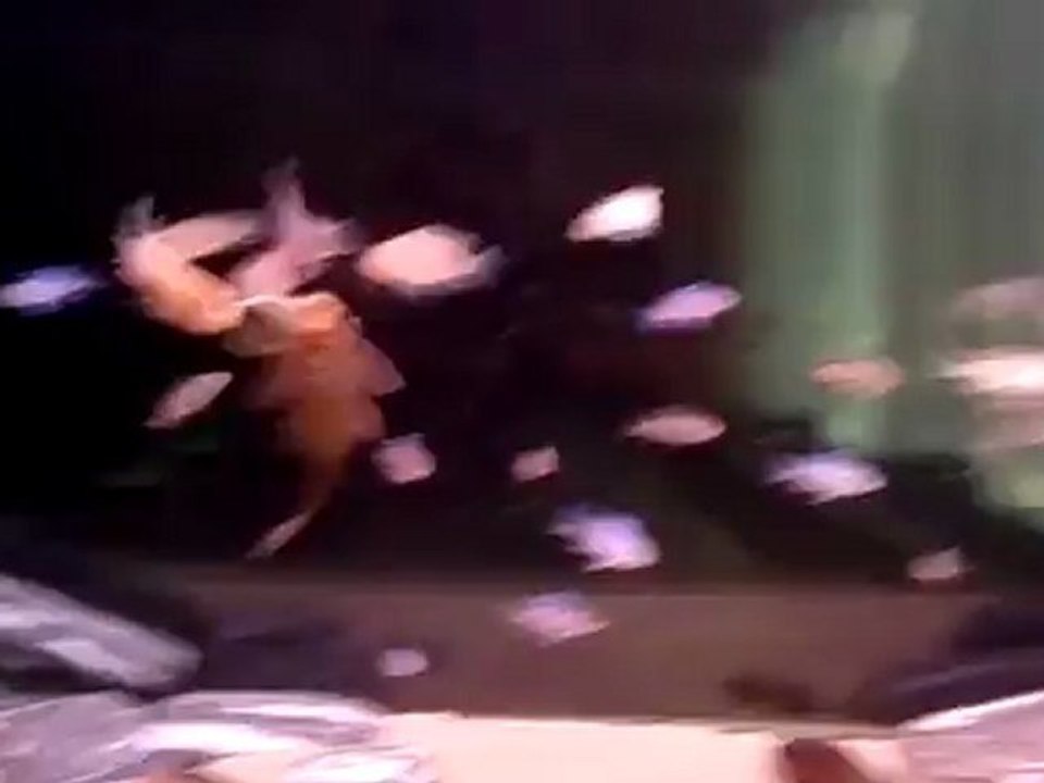 Cüce vatozumun,Mbunalarımla olan yem kavgası :)