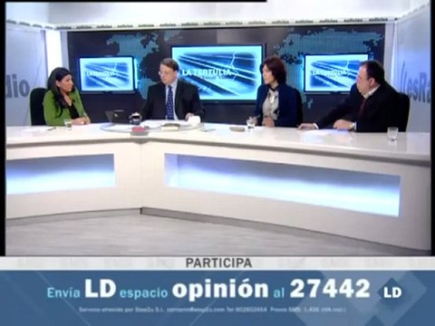 Es la noche de César: Tertulia política - 17/02/11