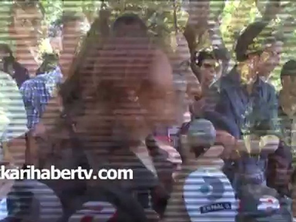 PKK'liler İle Vekiller Yüz Yüze