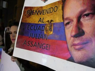 Manifestações por Assange em Quito