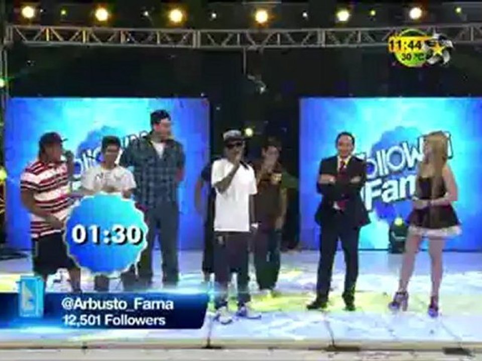 MC Arbusto canta en Followmi Fam@