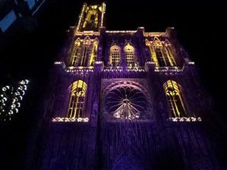 Illumination de la cathédrale de Strasbourg ...