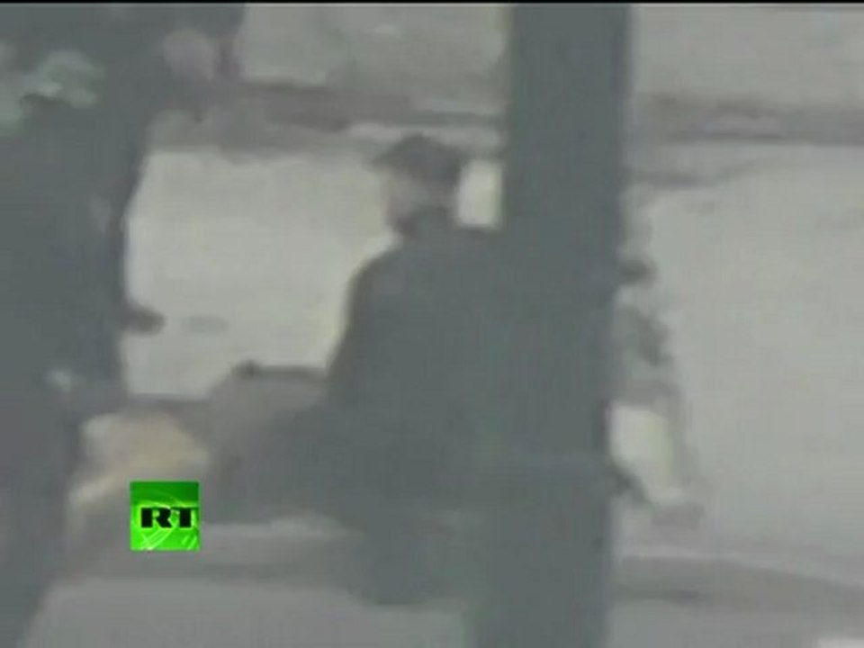 Video: Man fires at US embassy in Sarajevo, Bosnia, shot by sniper - video Dailymotion