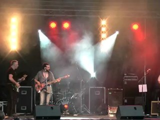 Reprise The Only Thing That Looks Good On Me par Alchemy les Bayoux 27/07/2012