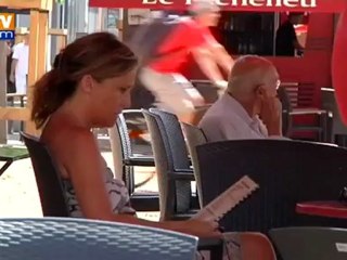 Clermont-Ferrand : les touristes se cachent du soleil