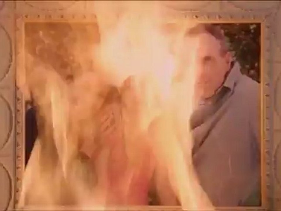 ...LA VERDAD POR AMARGA QUE SEA SIEMPRE SE ACABA SABIENDO. Y ALGUNO DE NUESTROS SERES QUERIDOS SIEMPRE ACABA SUFRIENDO. Y OTRA PERSONA SE REGODEARA CON SU DOLOR.