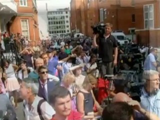 Assange calls for end to "witch-hunt" against WikiLeaks