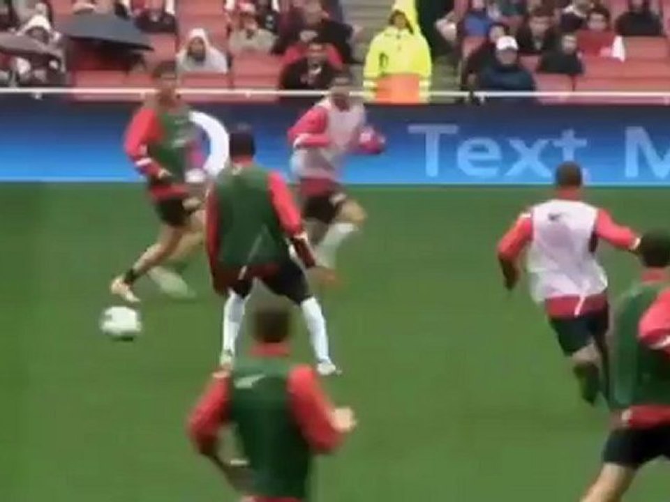 Fix! Alex Song wechselt von Arsenal zu Barca