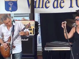 why note : reprise de "rosana" de toto