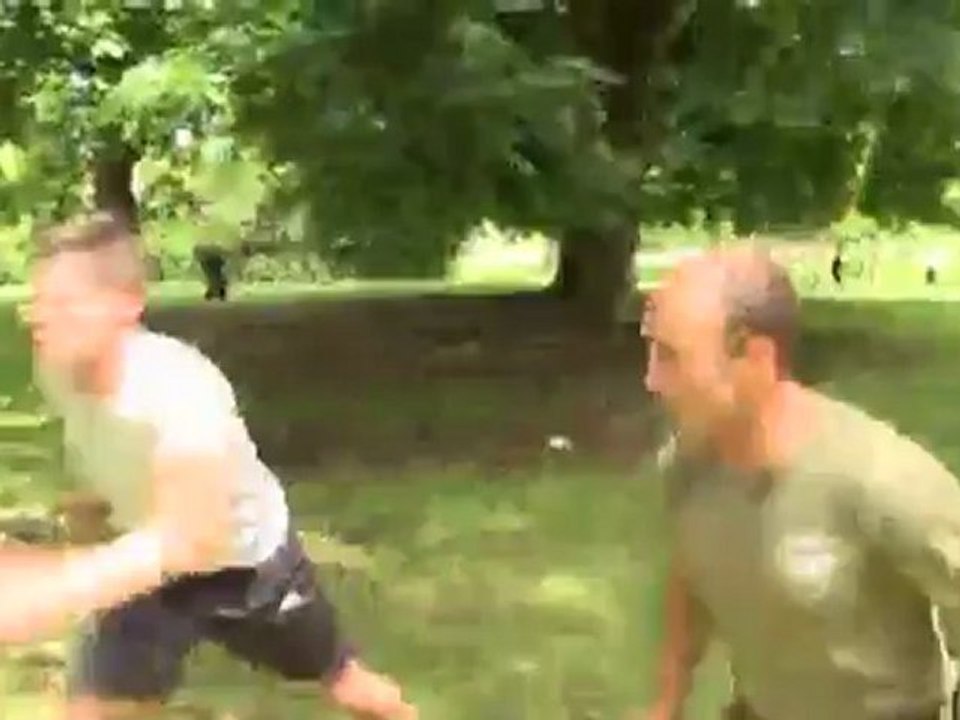 فن قضاء الاجازة | يوروماكس