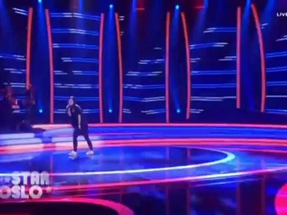 Lena Meyer Landrut   New Shoes (USFO)