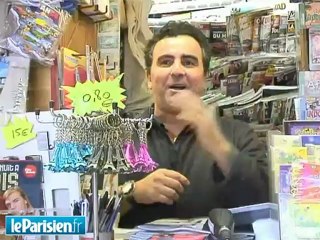 Un kiosque interactif sur les Champs-Elysées