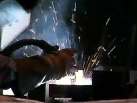 Documental - Cómo lo hacen (Hormigón, Celulares, Bombilla eléctrica, Acero, Tráfico inteligente)