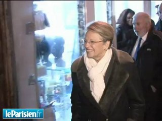Alliot-Marie en tournée d'inspection dans le 9-3