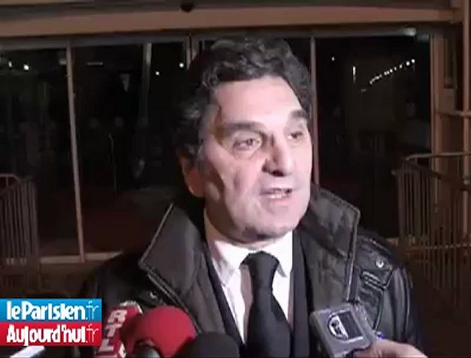 Le PSG veut mettre Villeneuve hors-jeu