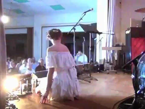 Au théâtre Hier soir, Festival découvrir de Concèze