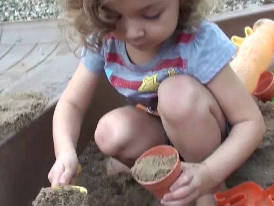 Learning To Make Sandcastles
