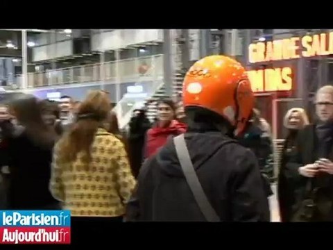 Camille fait chanter Beaubourg