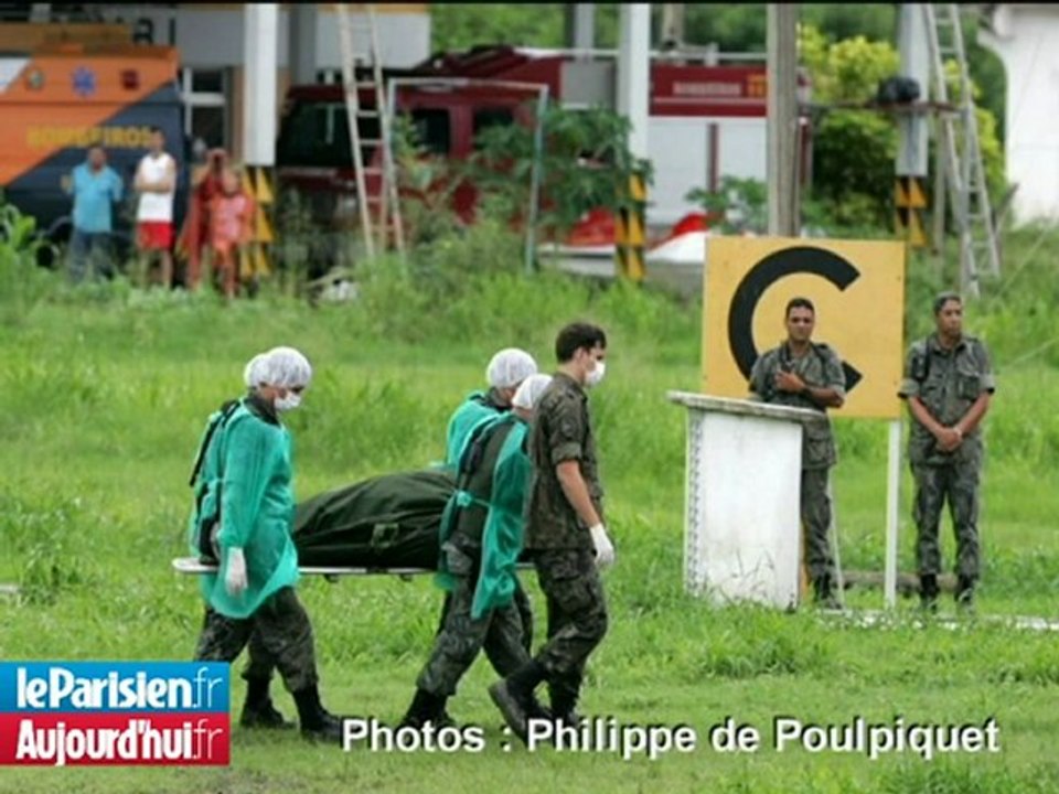 Airbus : 25 autres corps ramenés à terre
